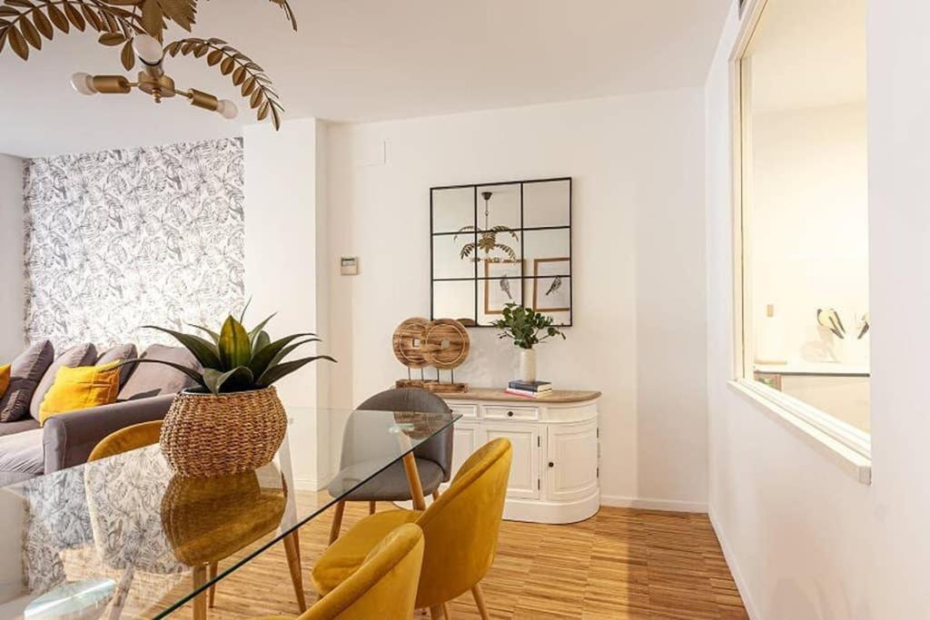 Heima Gran Via C Apartment